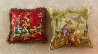 2 Decorative Accent Pillows