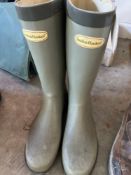 Ladies Smith and Hawken Rain Boot