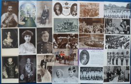 Postcards, Royalty, a collection of approx. 100 cards showing, mainly British, Royalty to include