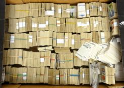 Cigarette cards, Large crate containing approx. 6,000 cards, vast majority are Player's issues,