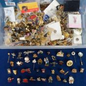Pin Badges, 500+ assorted badges to include Police, Scouting, sports clubs, motoring, aviation,