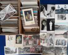Postcards, a mixed age collection of over 1000 cards, with Japanese (40+) mostly ethnic females (tea