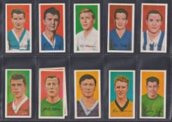 Trade cards, Barratt Famous Footballers A10 (set 50 cards) including Gordon Banks (vg)