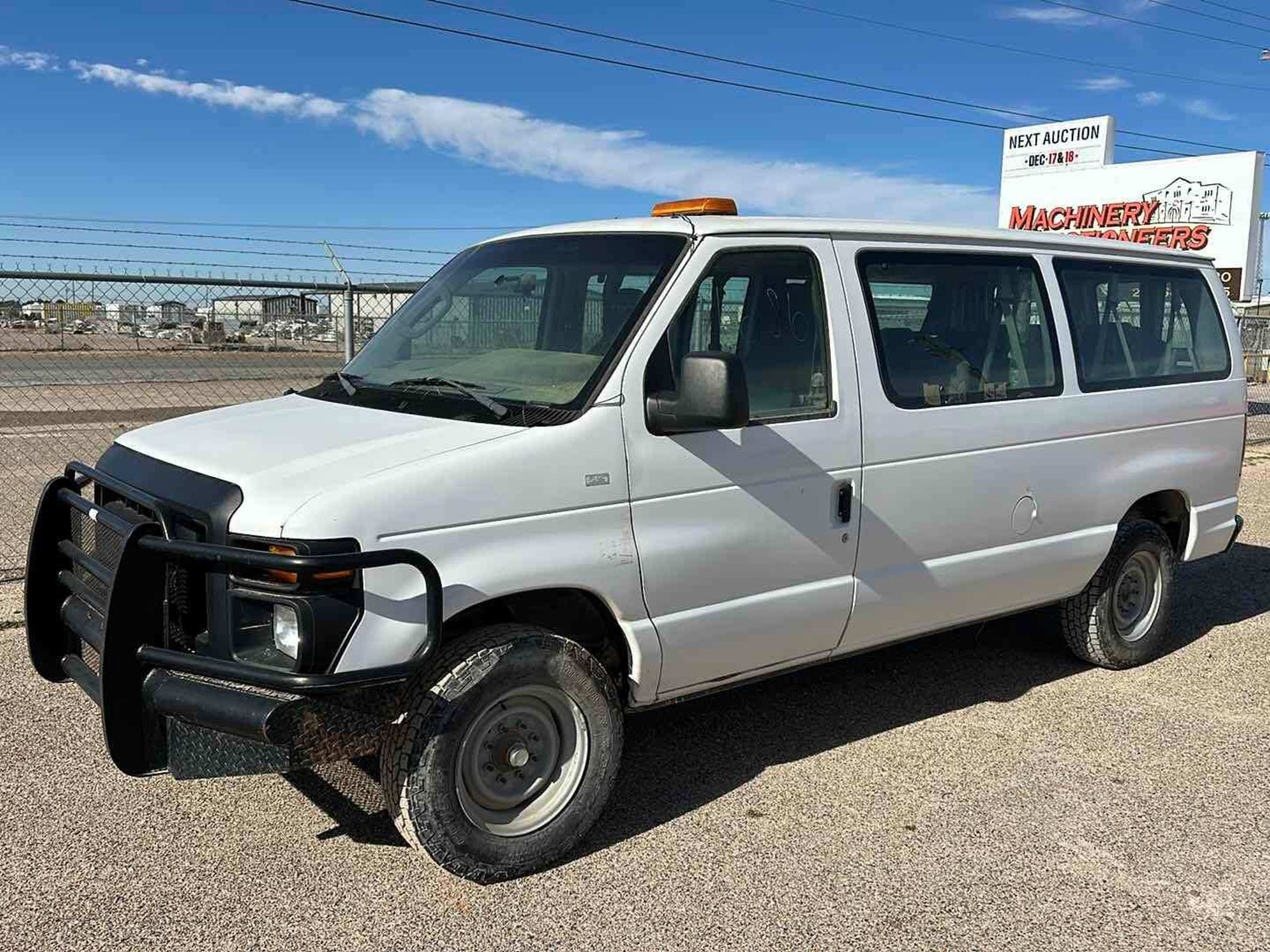 2012 FORD E-350 EXPRESS VAN - Image 6 of 40
