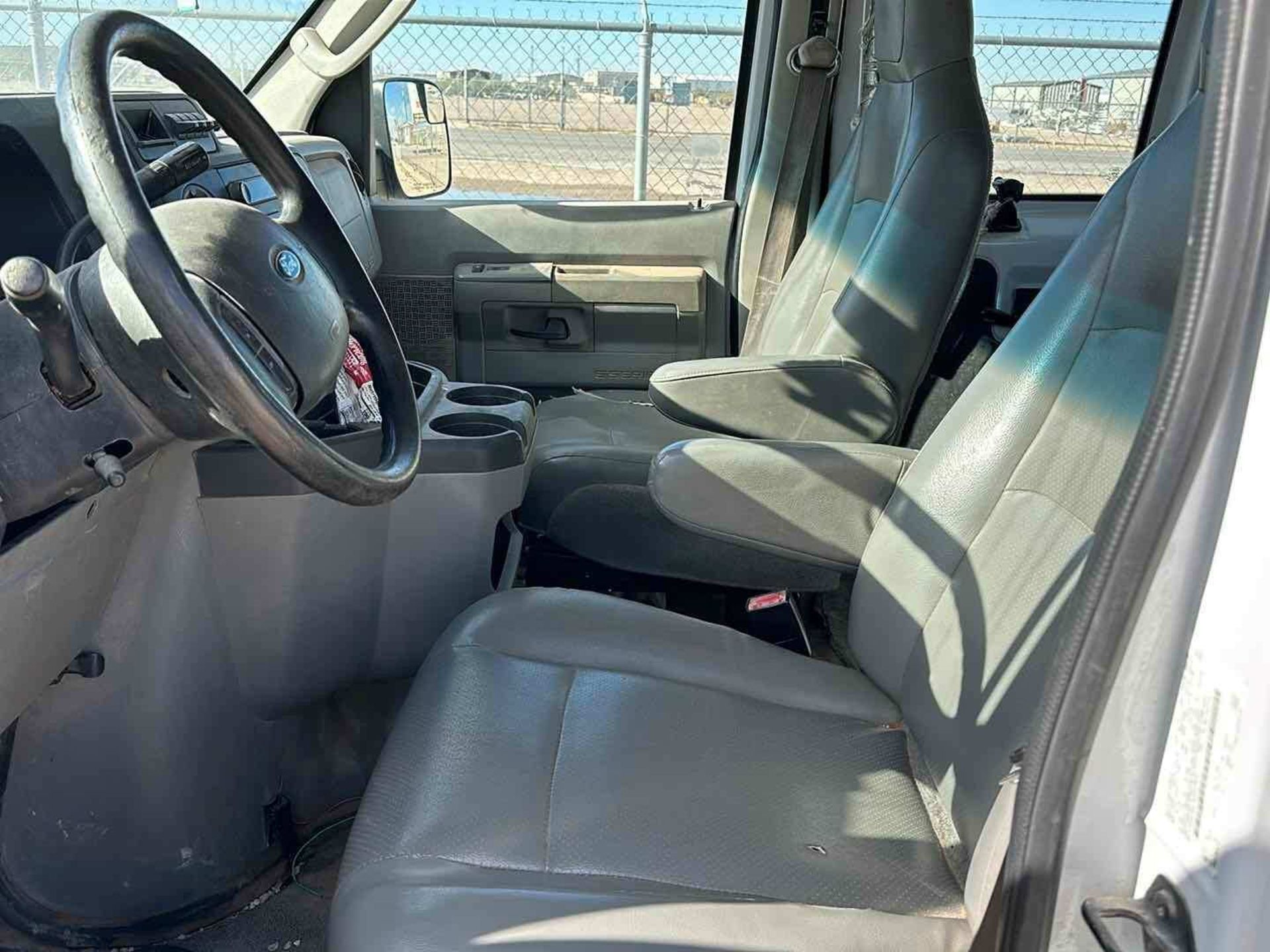 2014 FORD E-350 EXPRESS VAN - Image 32 of 40