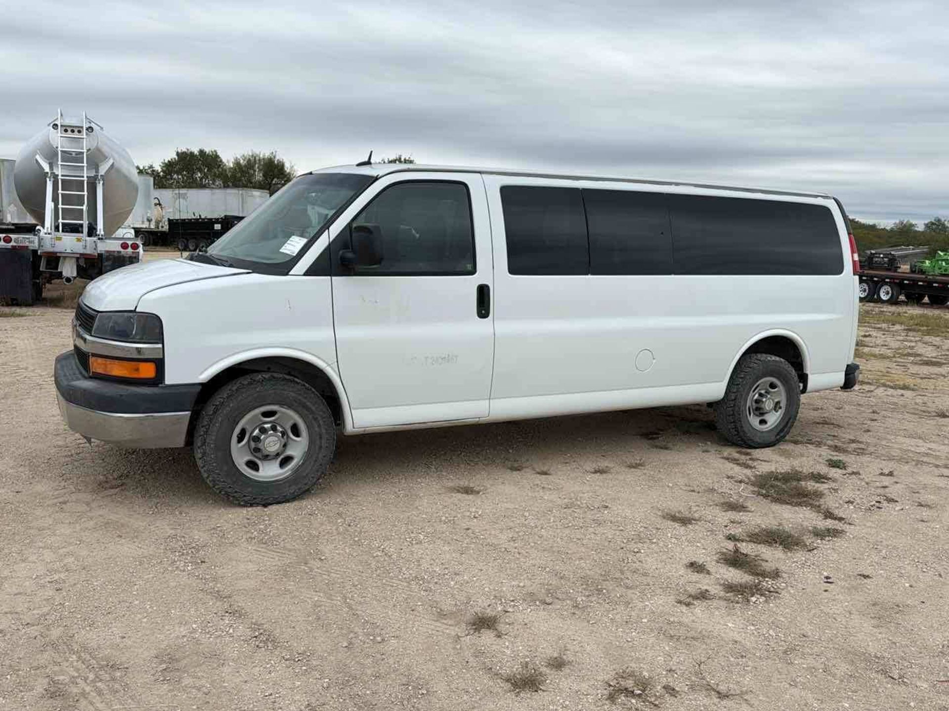 2014 CHEVROLET EXPRESS - Image 2 of 71
