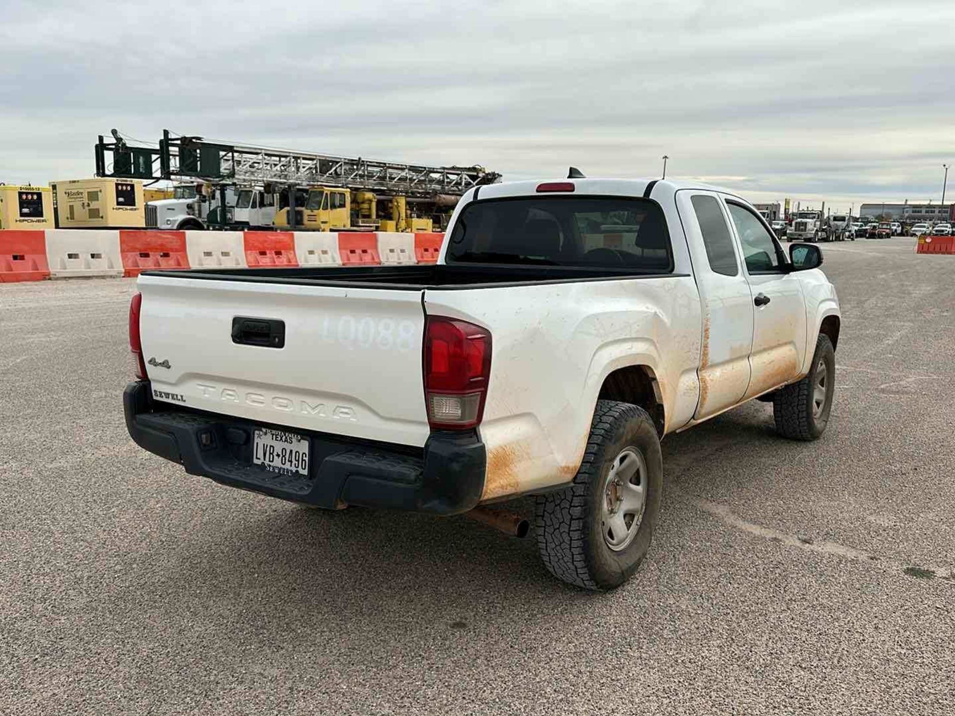 2019 TOYOTA TACOMA - Image 7 of 24