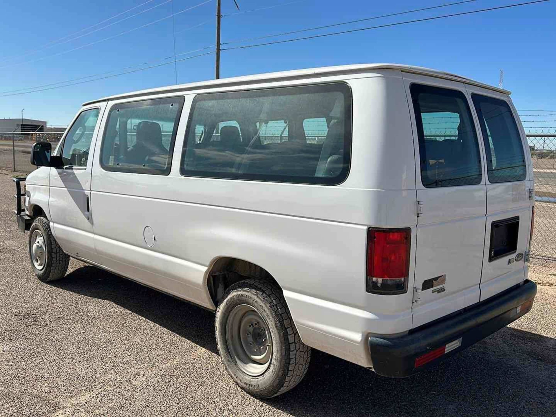 2014 FORD E-350 EXPRESS VAN - Image 21 of 40