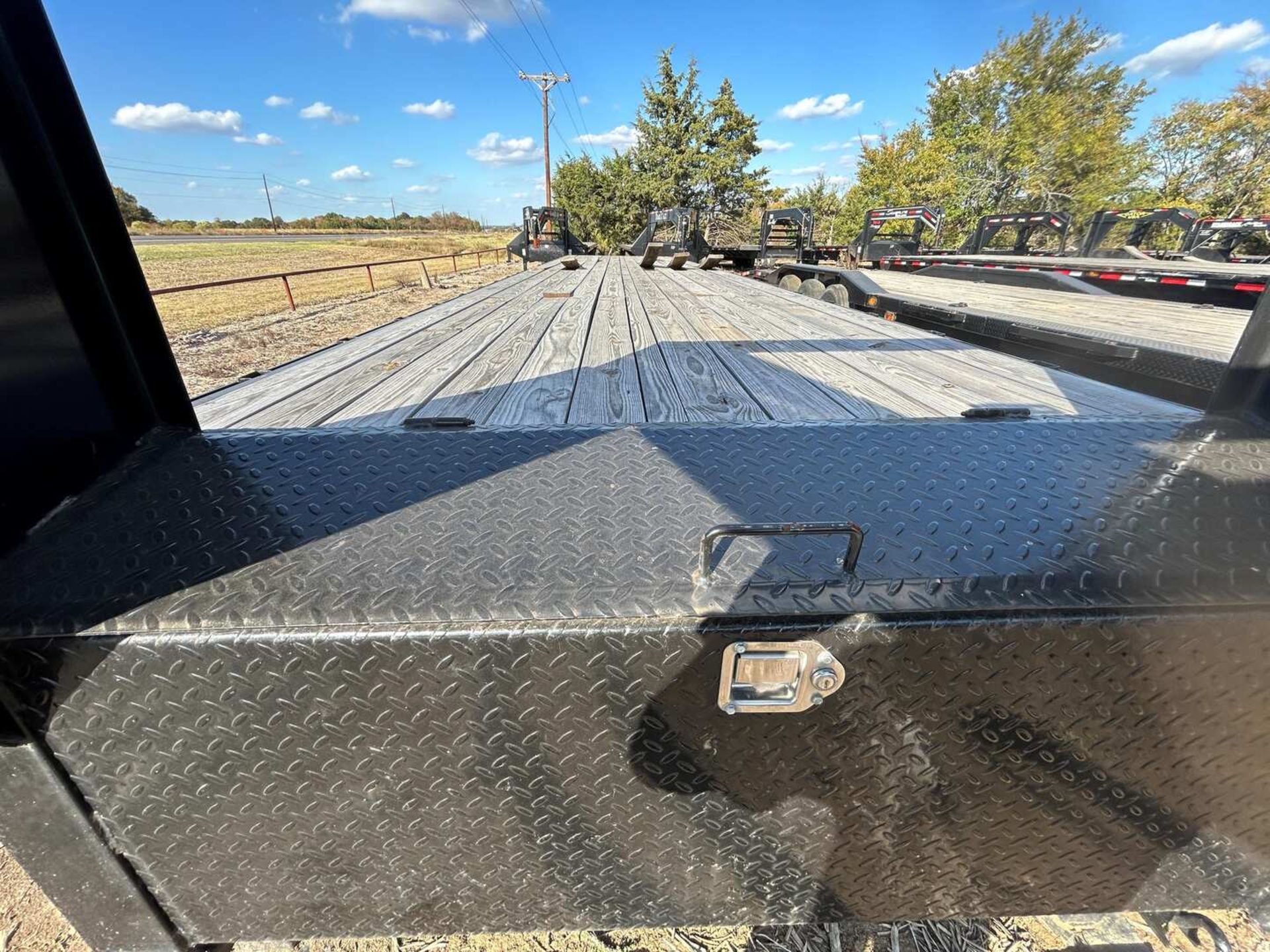 2022 TRAILMAXX 40’ GOOSENECK - Image 22 of 41