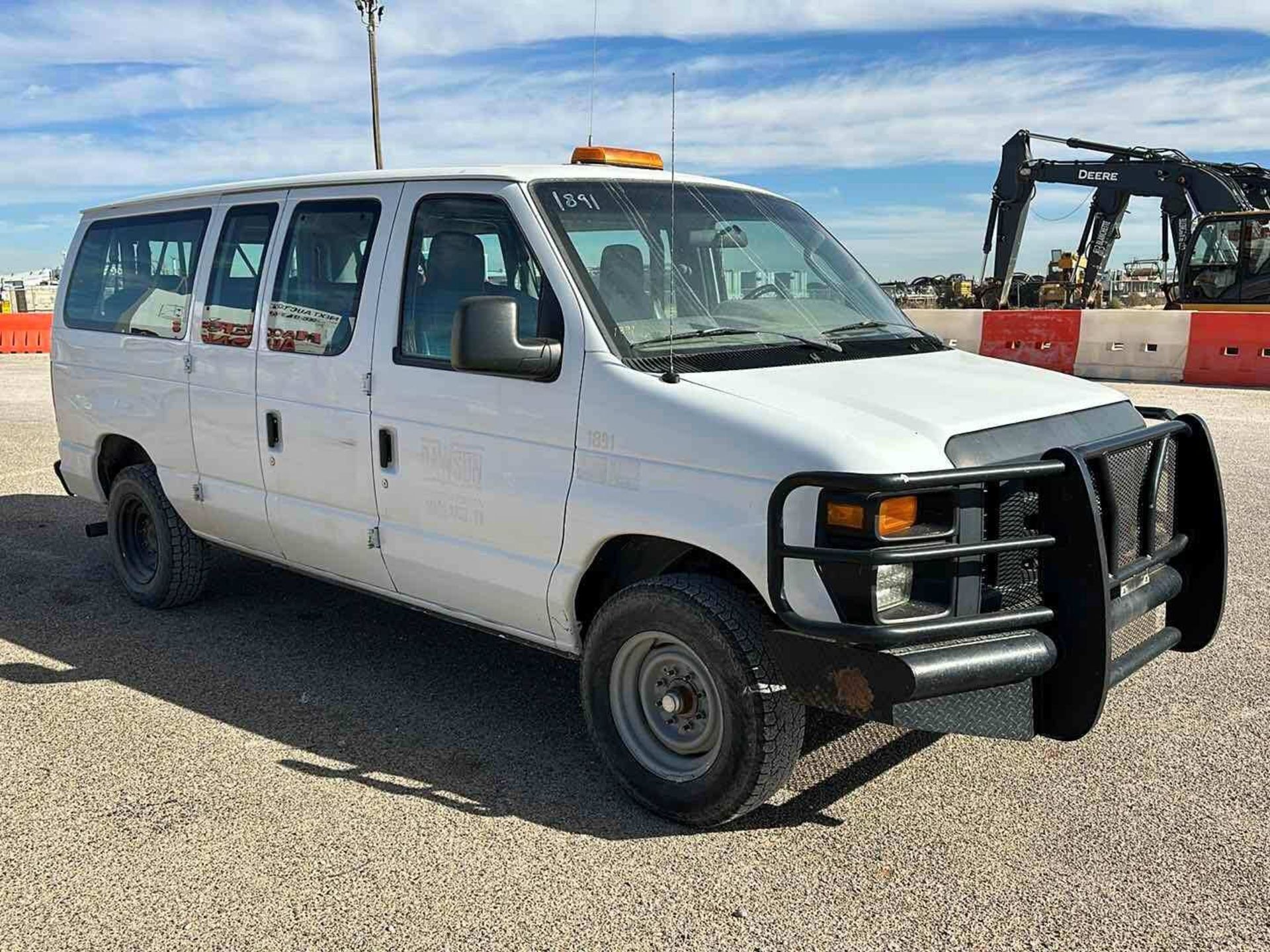 2014 FORD E-350 EXPRESS VAN - Image 10 of 40