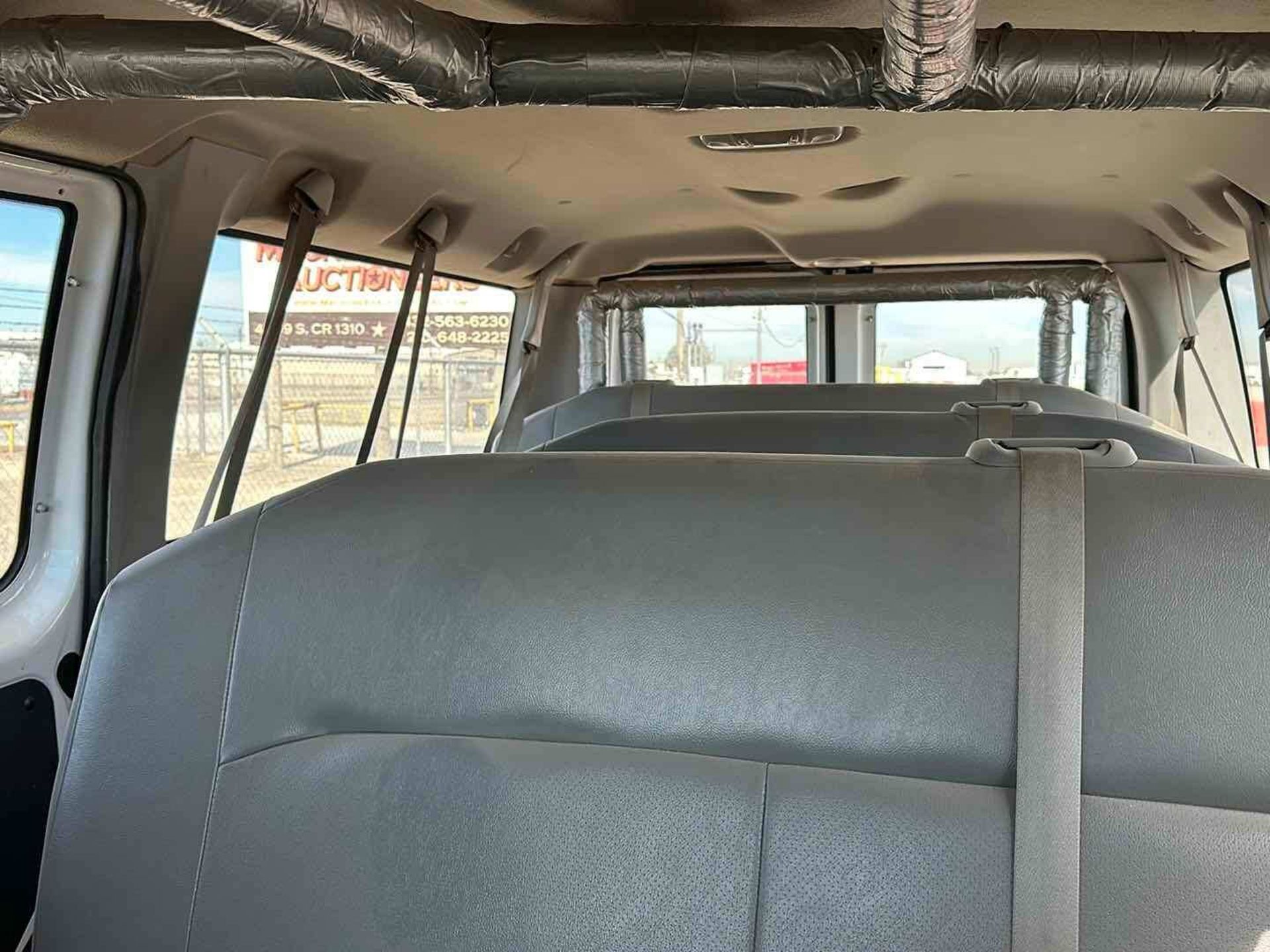 2014 FORD E-350 EXPRESS VAN - Image 33 of 40
