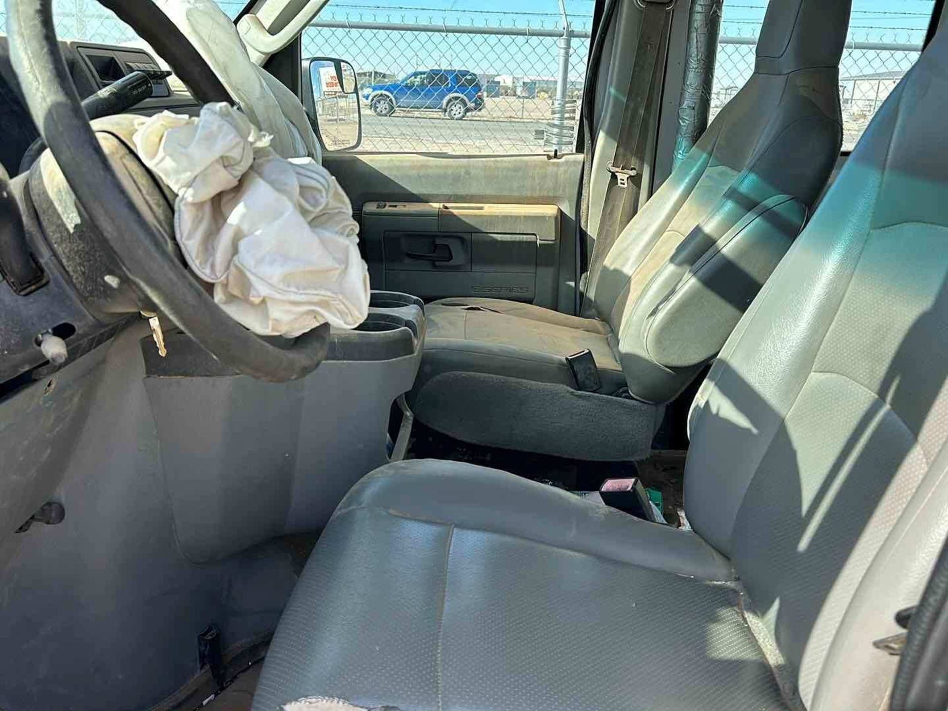2014 FORD E-350 EXPRESS VAN - Image 29 of 40