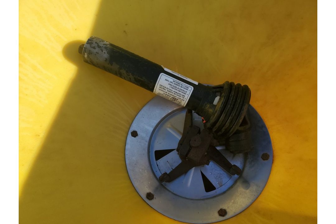 Befco Horn Spreader - 3 point, 540 pto, -- Item Located @ 187 Marteeny Rd. Somerset, PA. 15501, For - Image 3 of 14
