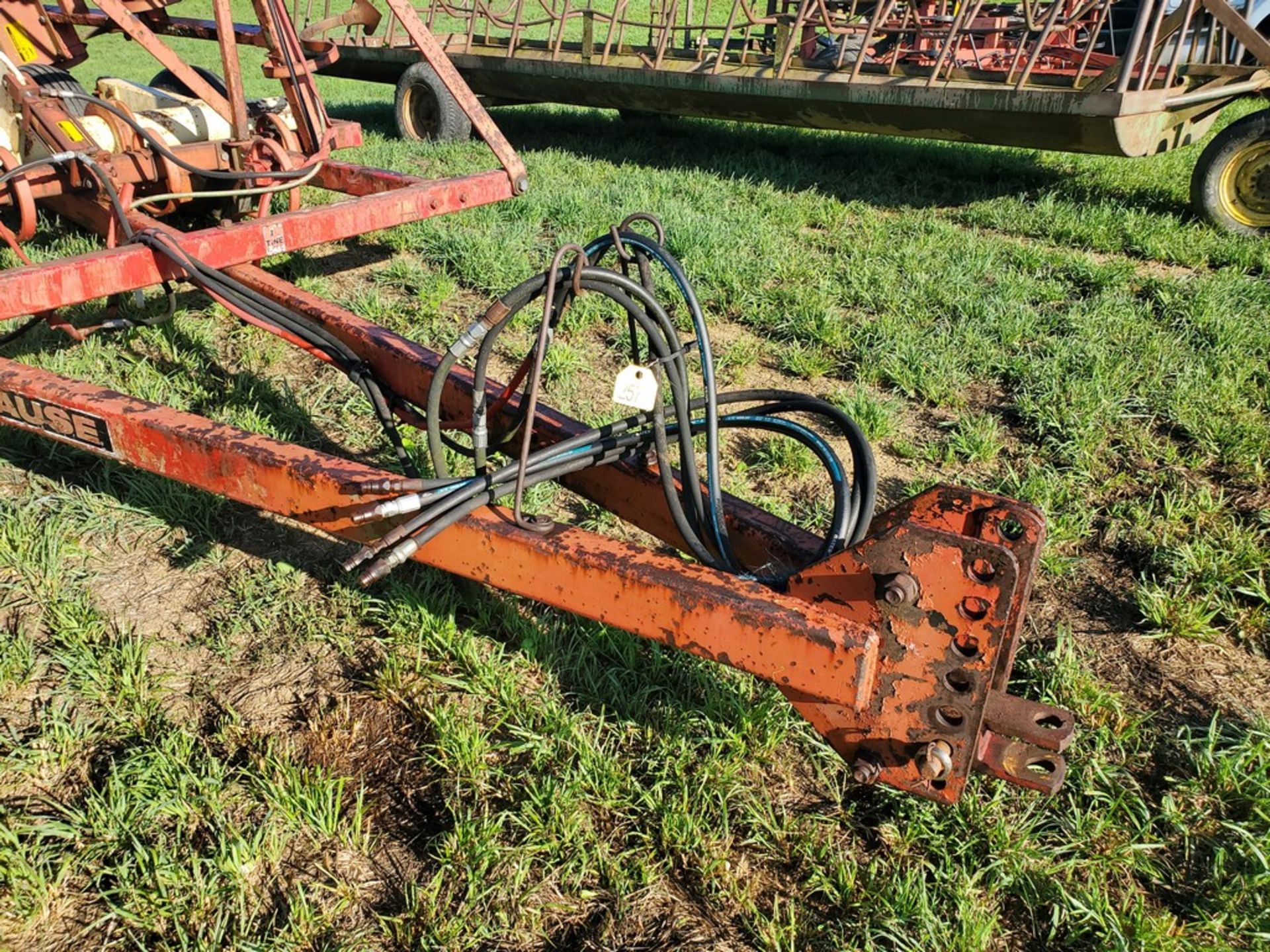 Krause 4100 Field Cultivator - 28ft, Hydraulic Fold, Hydraulic Transport, S-Tine, Clod Buster -- - Image 16 of 19