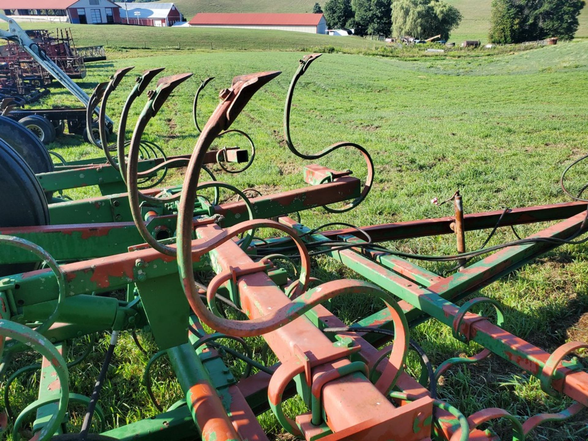 Field Cultivator - 22ft, S-Tine, Hydraulic Transport, Hydraulic Fold, Rolling Basket, -- Item - Image 12 of 17