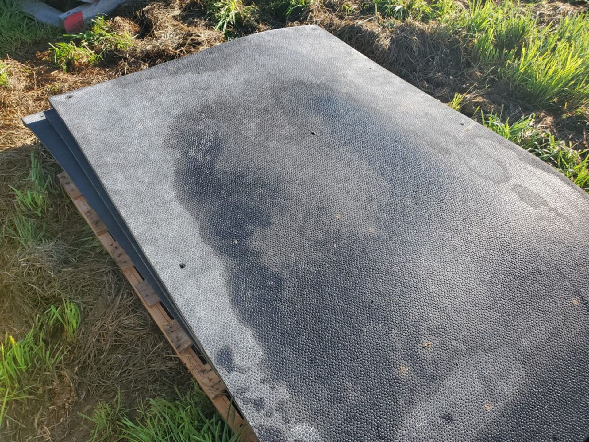 Cow Mats - 4ft x 6ft By the Piece x 5 -- Item Located @ 187 Marteeny Rd. Somerset, PA. 15501, For - Image 2 of 8