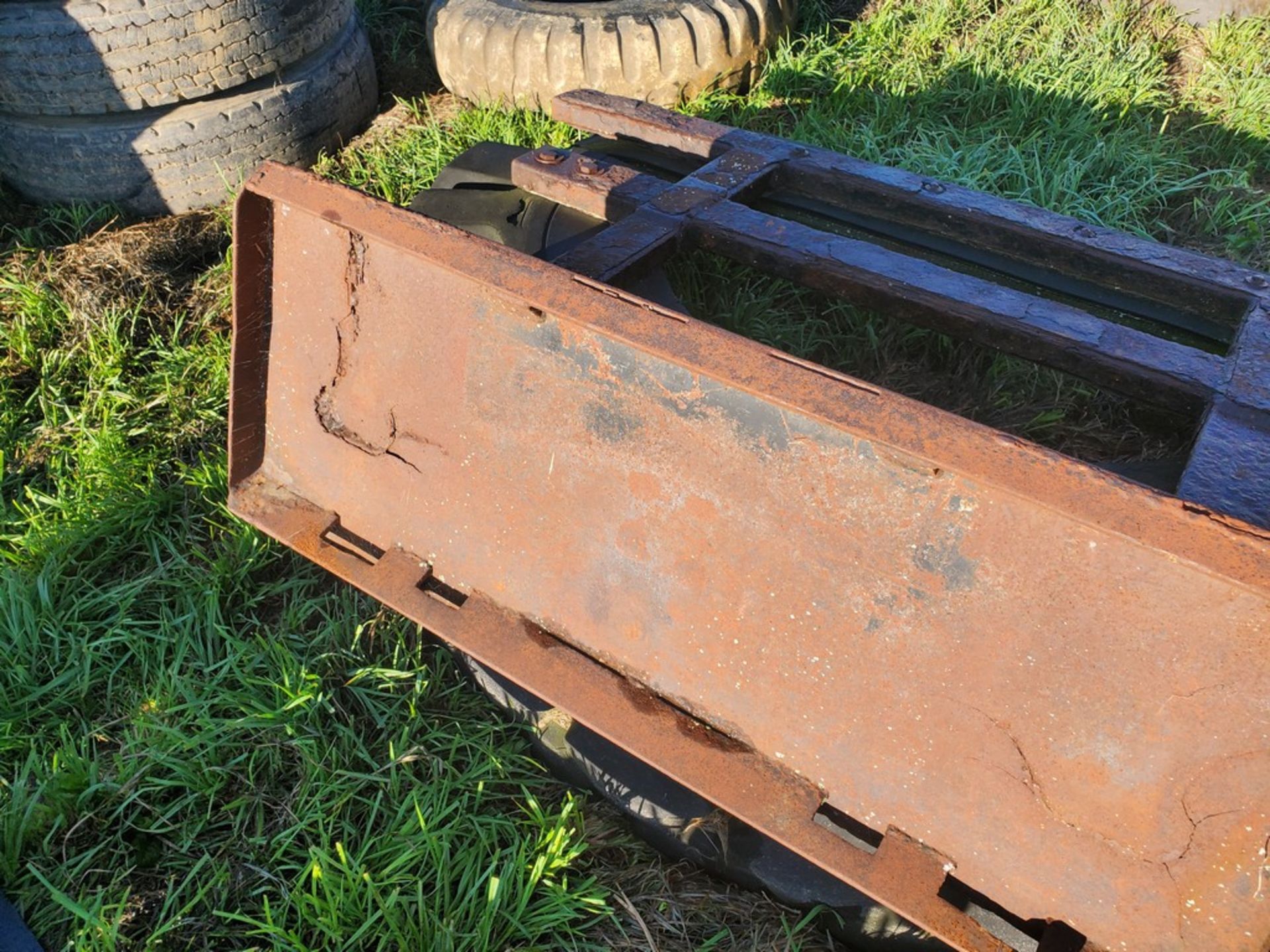 Tire Scraper - 6ft, Universal Quick Attach -- Item Located @ 187 Marteeny Rd. Somerset, PA. 15501, - Image 8 of 9