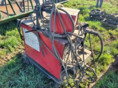 Lincoln DC400 Welder - Power Box, LN7 Wire Feeder, -- Item Located @ 187 Marteeny Rd. Somerset, PA.