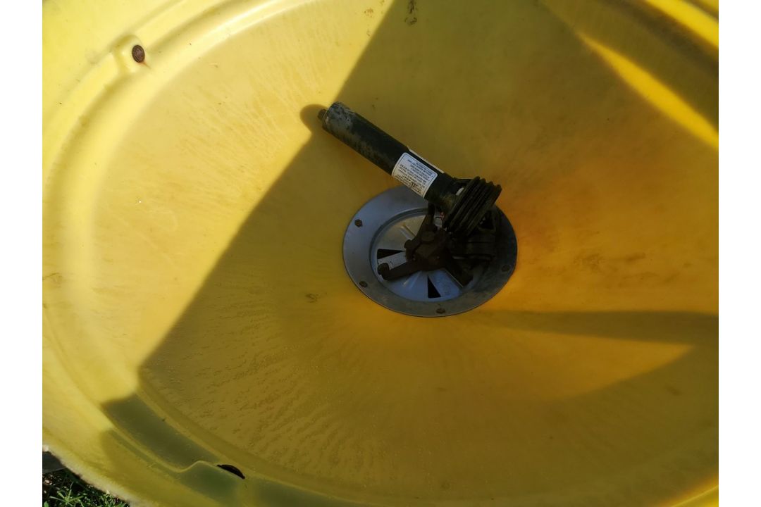 Befco Horn Spreader - 3 point, 540 pto, -- Item Located @ 187 Marteeny Rd. Somerset, PA. 15501, For - Image 2 of 14