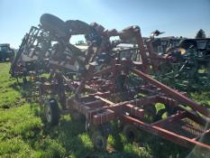 Salford 570RTS Vertical Tillage Tool - 20ft, Hydraulic Fold, Hydraulic Transport, Clod Buster,