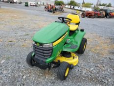 John Deere X304 Riding Tractor 'Ride & Drive'
