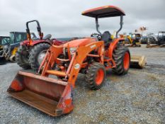 Kubota L3560 Compact Loader Tractor 'Ride & Drive'