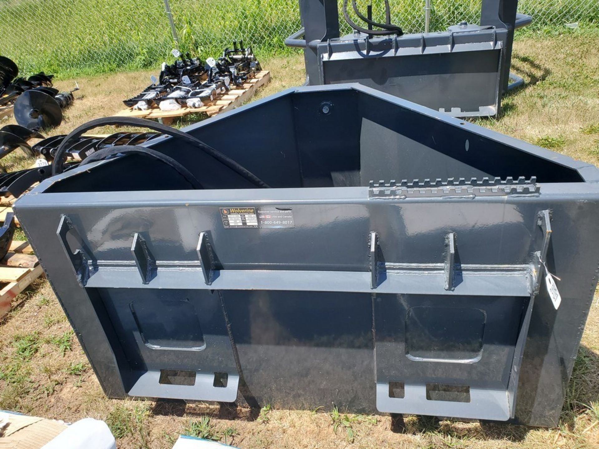 Wolverine CCT-11-148V Concrete Bucket 'NEW' - Image 5 of 7