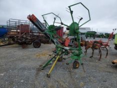 John Deere 756 Tedder