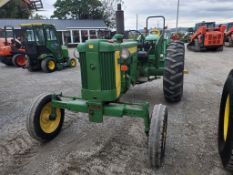 John Deere 420 Antique Tractor 'Runs & Operates'