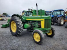 John Deere 820 Antique Tractor 'Runs & Operates'