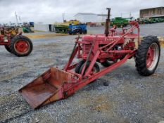 Farmall H Antique Loader Tractor 'Runs & Operates'
