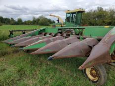John Deere 640 Corn Head