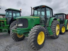 John Deere 7520 Cab Tractor 'Ride & Drive'