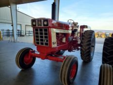 International 1066 Tractor 'Ride & Drive'