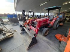 Massey Ferguson 1533 Compact Loader Tractor 'Runs & Operates'