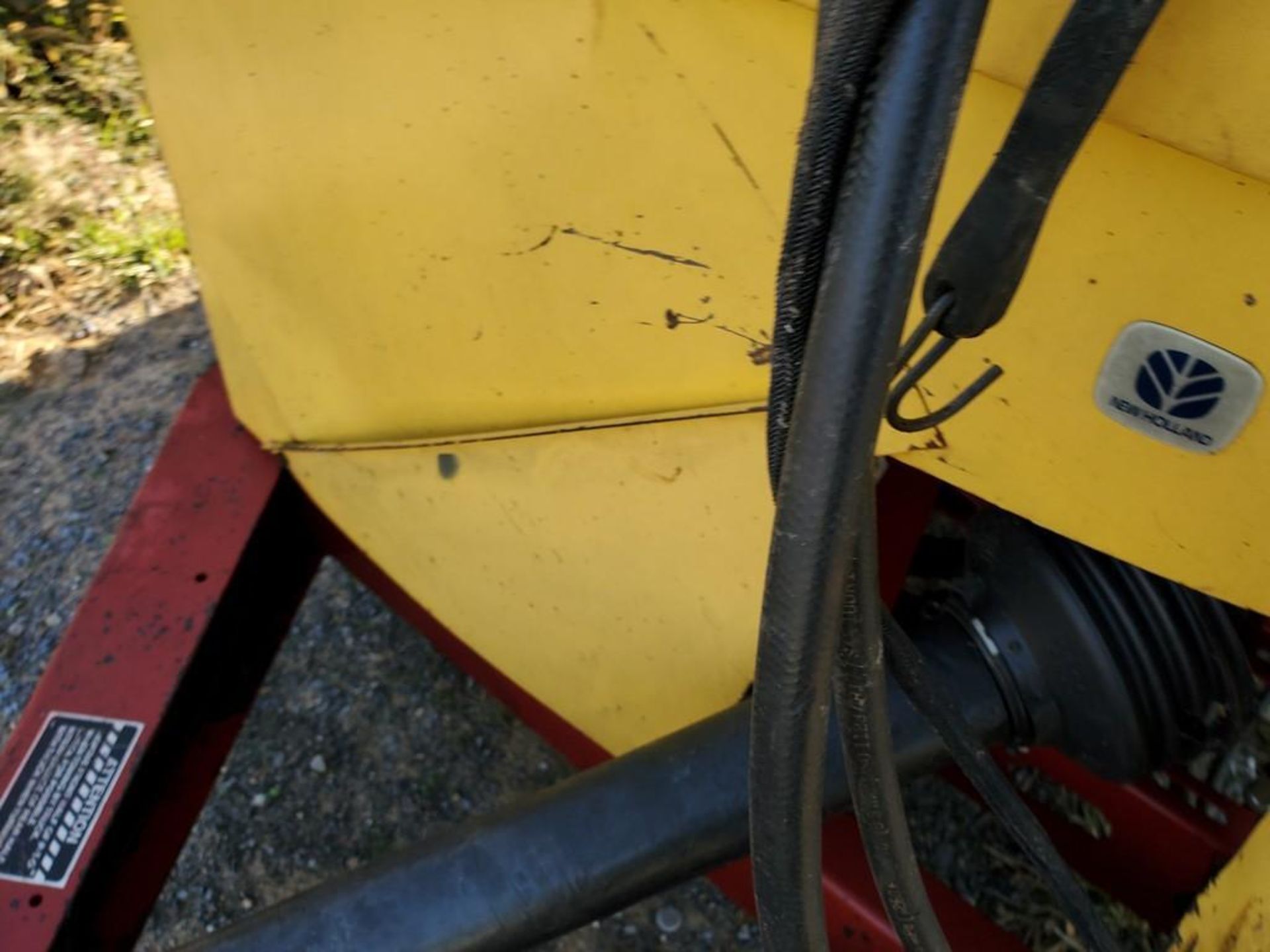 New Holland 358 Grinder Mixer - Image 34 of 35
