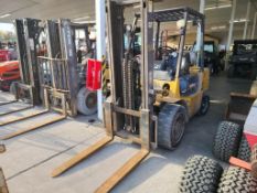 Cat GP30 Forklift 'Runs & Operates'
