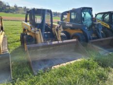 Deere 270 Skid Steer 'Runs & Operates'