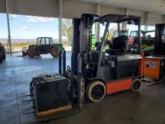 2019 Toyota 8FBCU30 Forklift 'Runs & Operates'