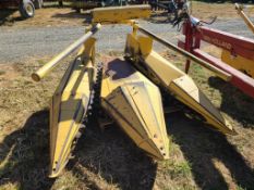 New Holland 824 Corn Head