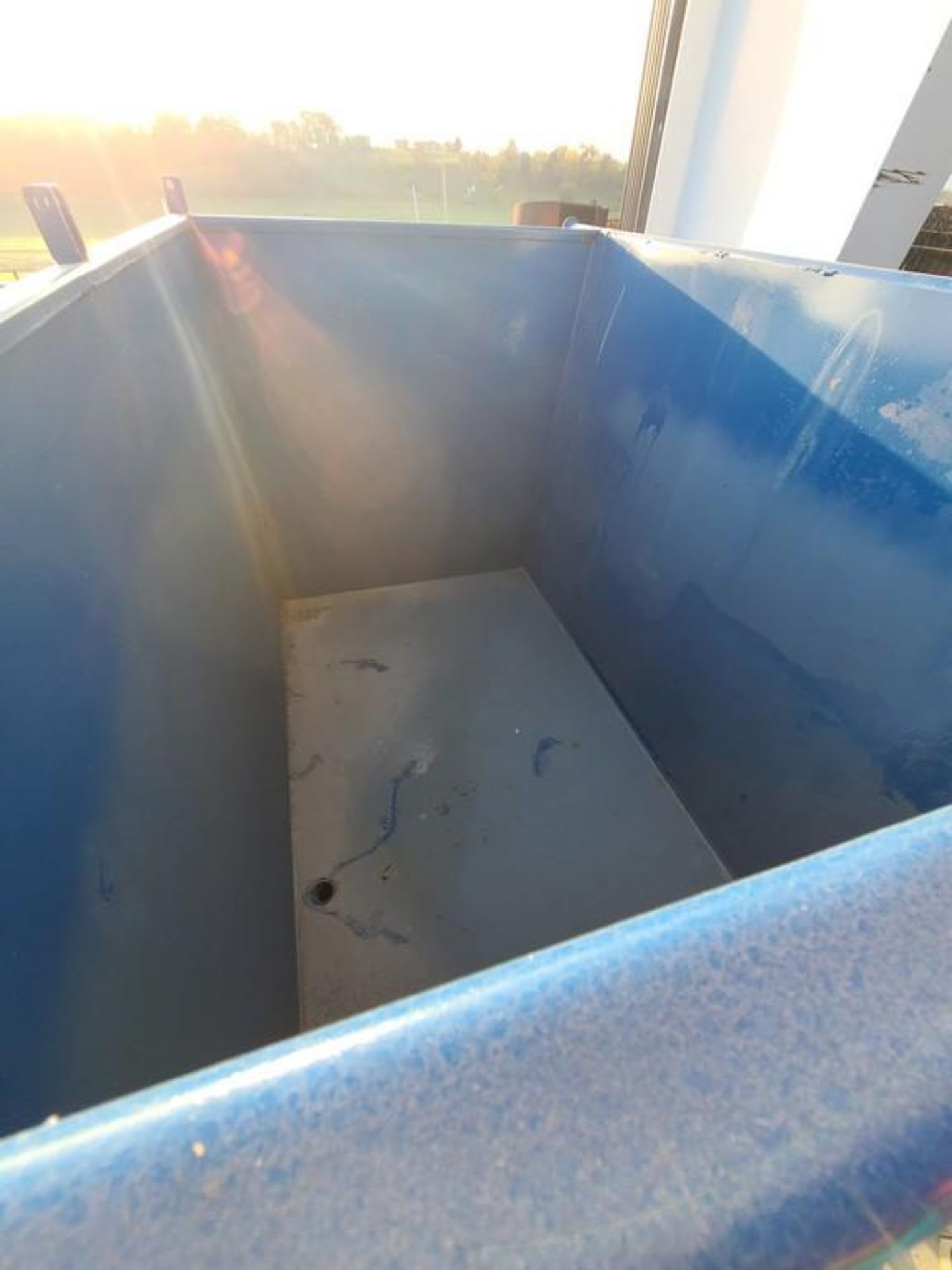 Dumpster On Wheels - Image 15 of 17
