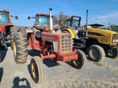 International 674 Utility Tractor 'Runs & Operates'