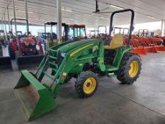 2011 John Deere 3520 Compact Loader Tractor 'Ride & Drive'