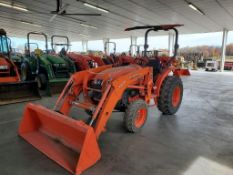 Kubota L2501 Compact Loader Tractor 'Ride & Drive'