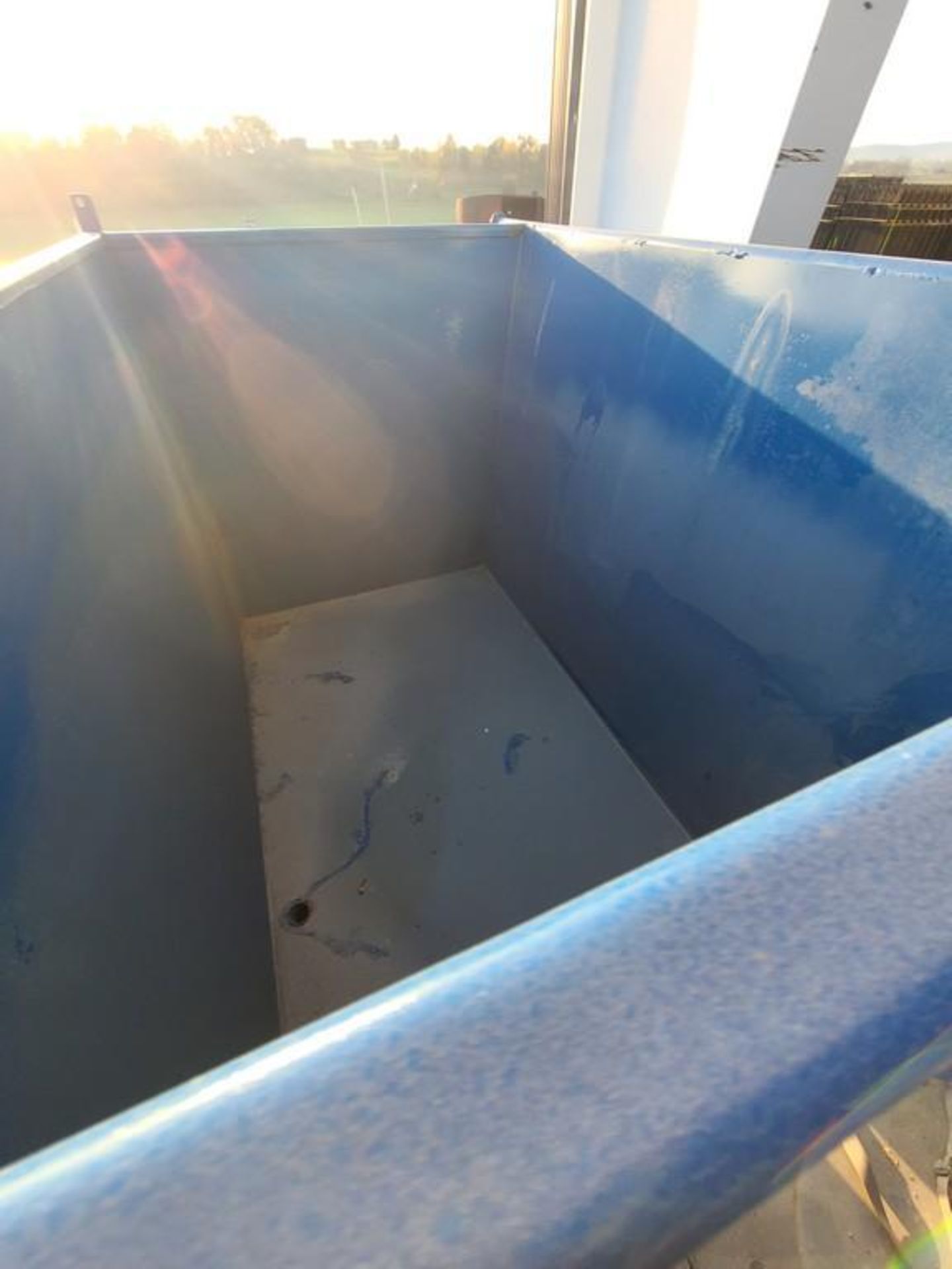 Dumpster On Wheels - Image 16 of 17