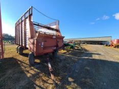 H&S 7+4 Forage Wagon