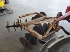 International 110 Disc