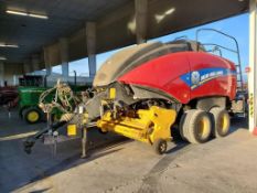 2016 New Holland Big Baler 330 Big Square Baler 'Monitor in the Office'