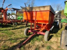 Country 295 Gravity Bin Wagon