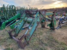 John Deere 245 Loader